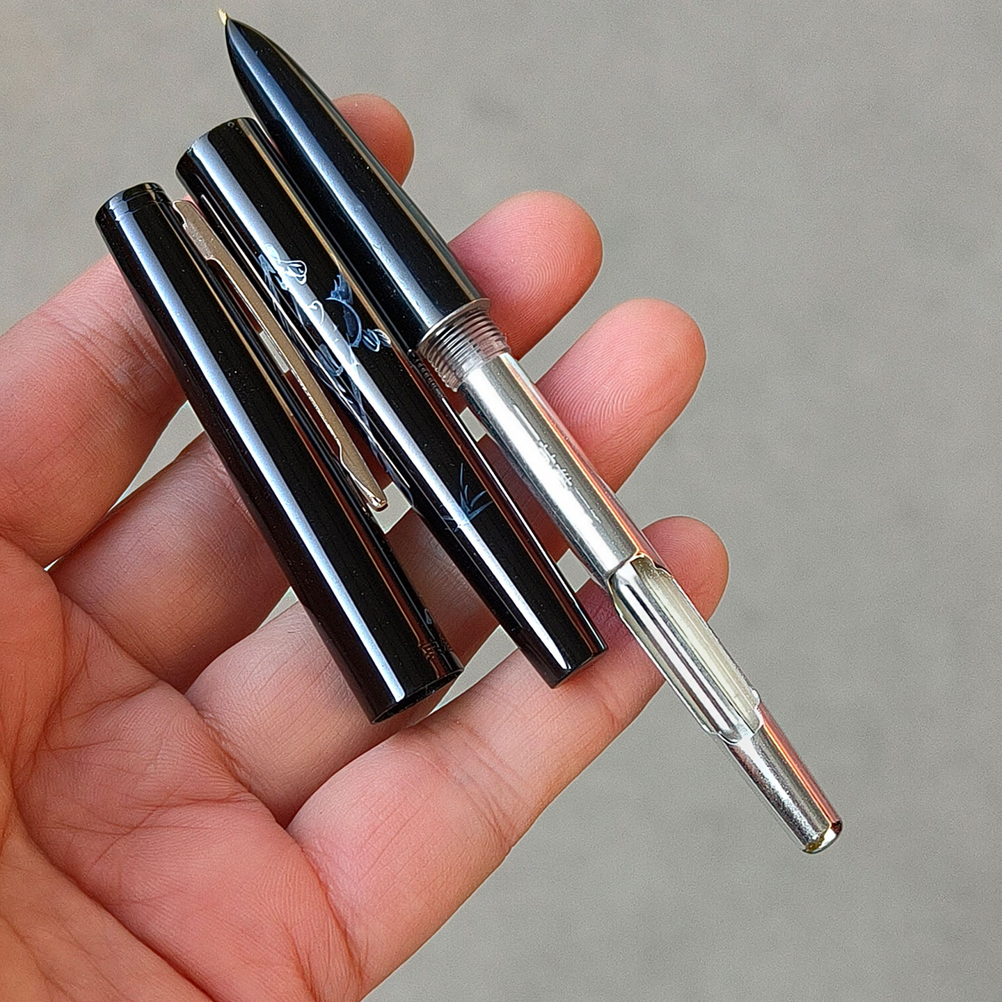 セール品：ヴィンテージ HERO 343 万年筆。クラシック - Vintage Collectible Pens のレビューと価格