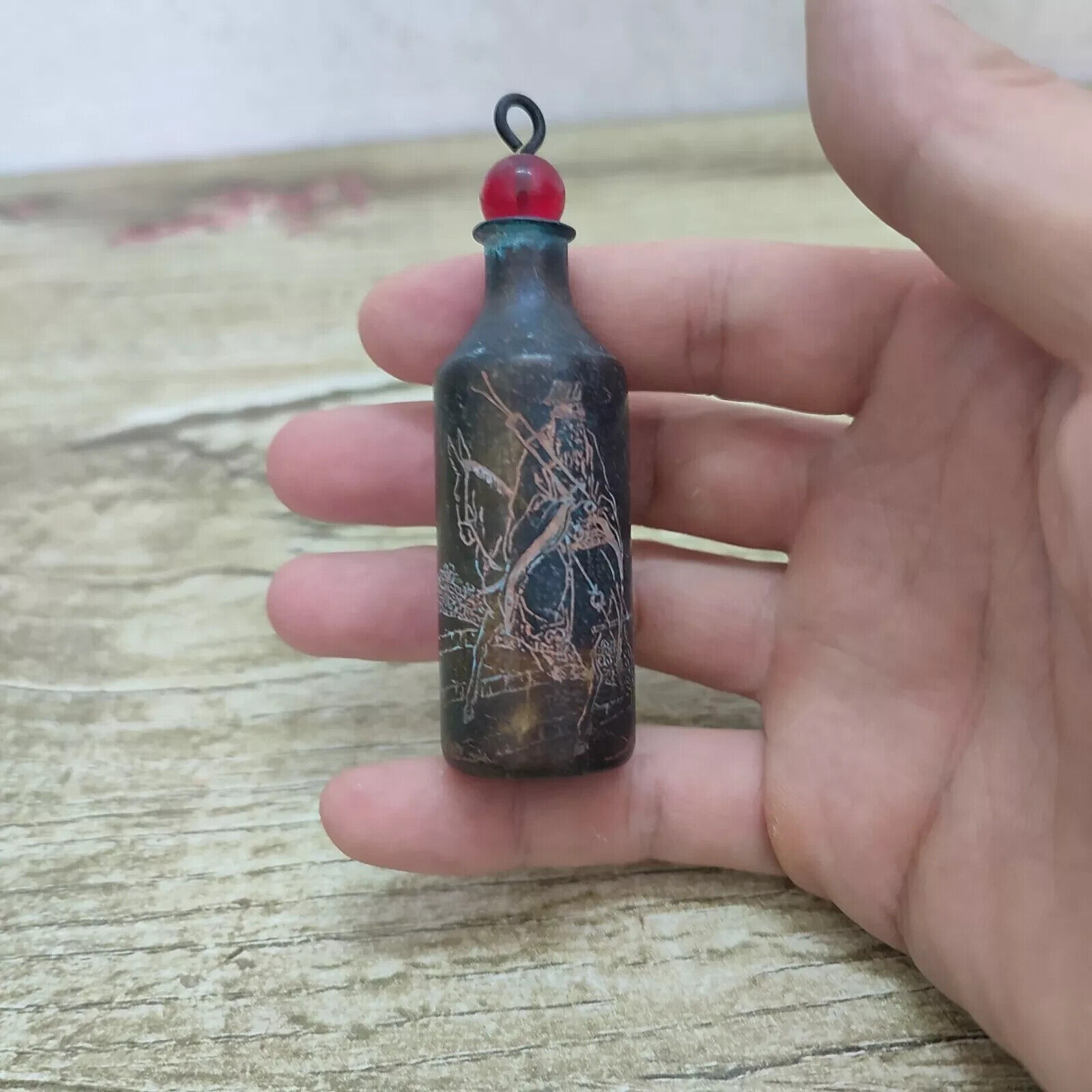 ヴィンテージ銅彫刻スナッフボトル、アンティークアート、コレク - Vintage Collectible Bottles のレビューと価格