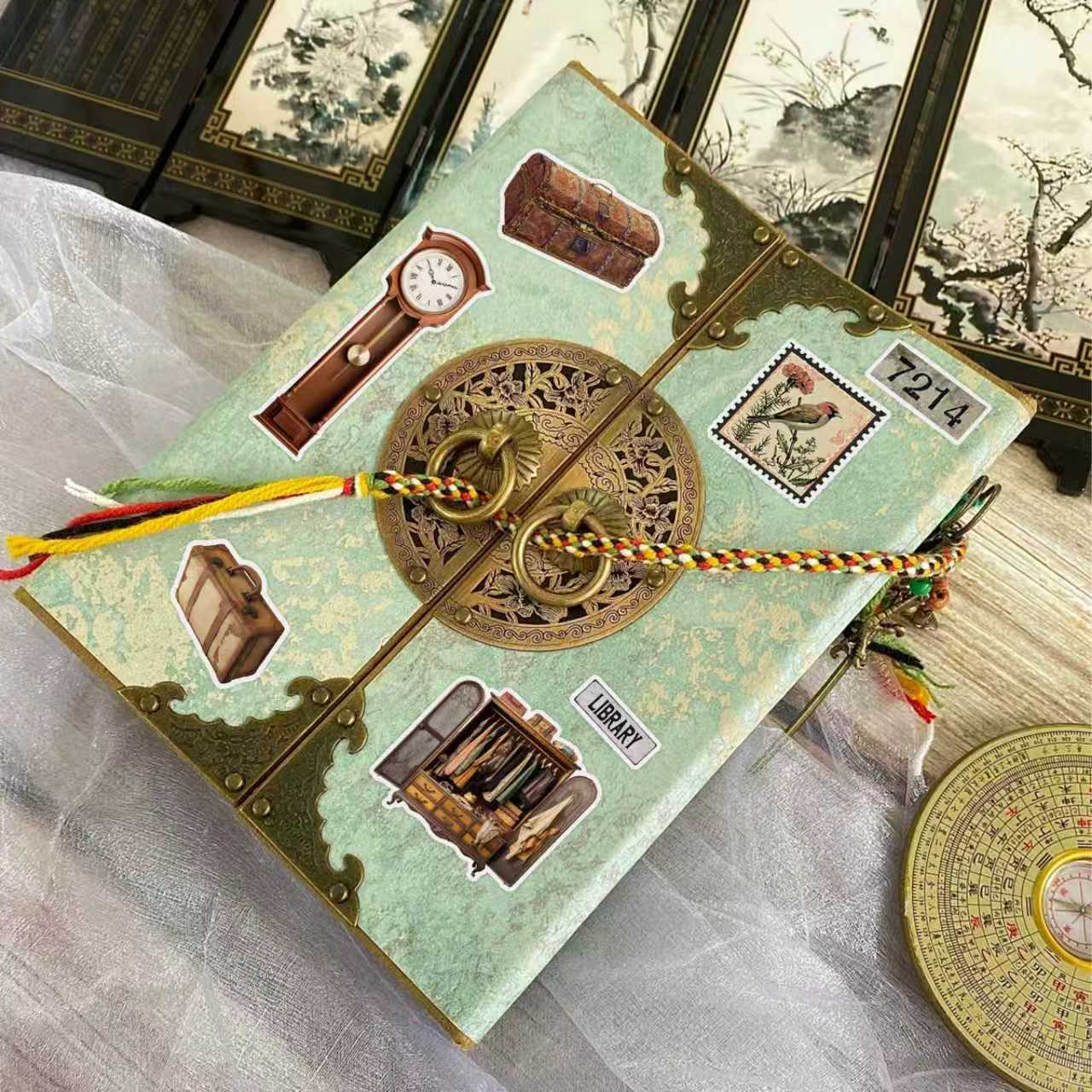 ヴィンテージ装身具ステッカーブック、プランナー、スクラップブ - Vintage Collectible Books のレビューと価格